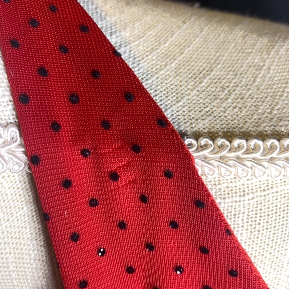 Red halter dress - Picture 8 of 9